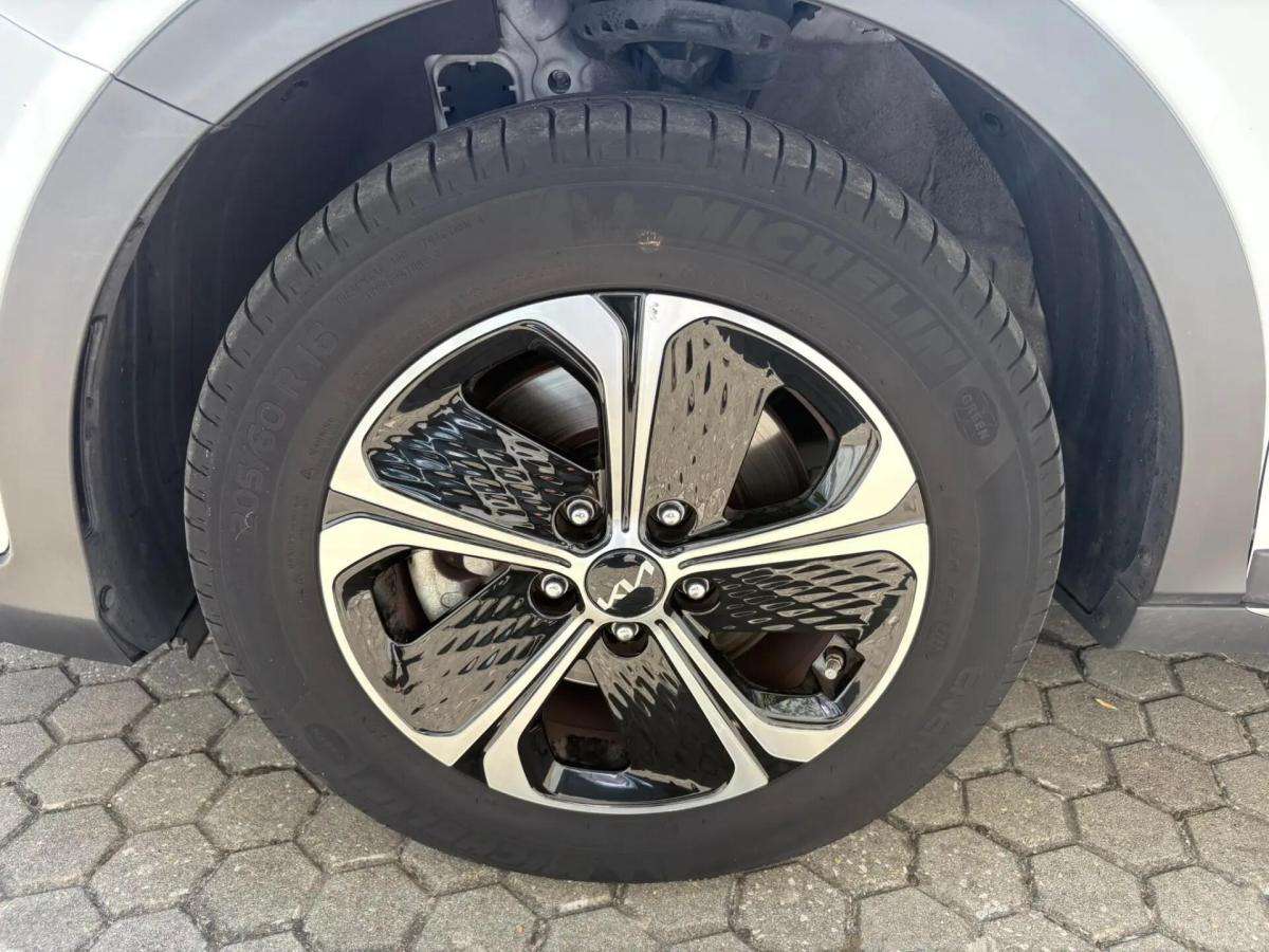 kia-xceed-2023-hibrido-a-gasolina-1580cc