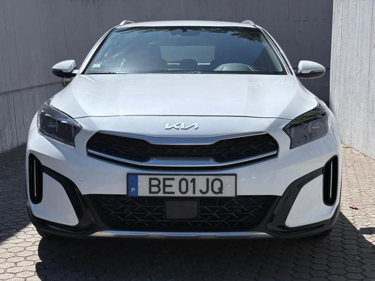 kia-xceed-2023-hibrido-a-gasolina-1580cc