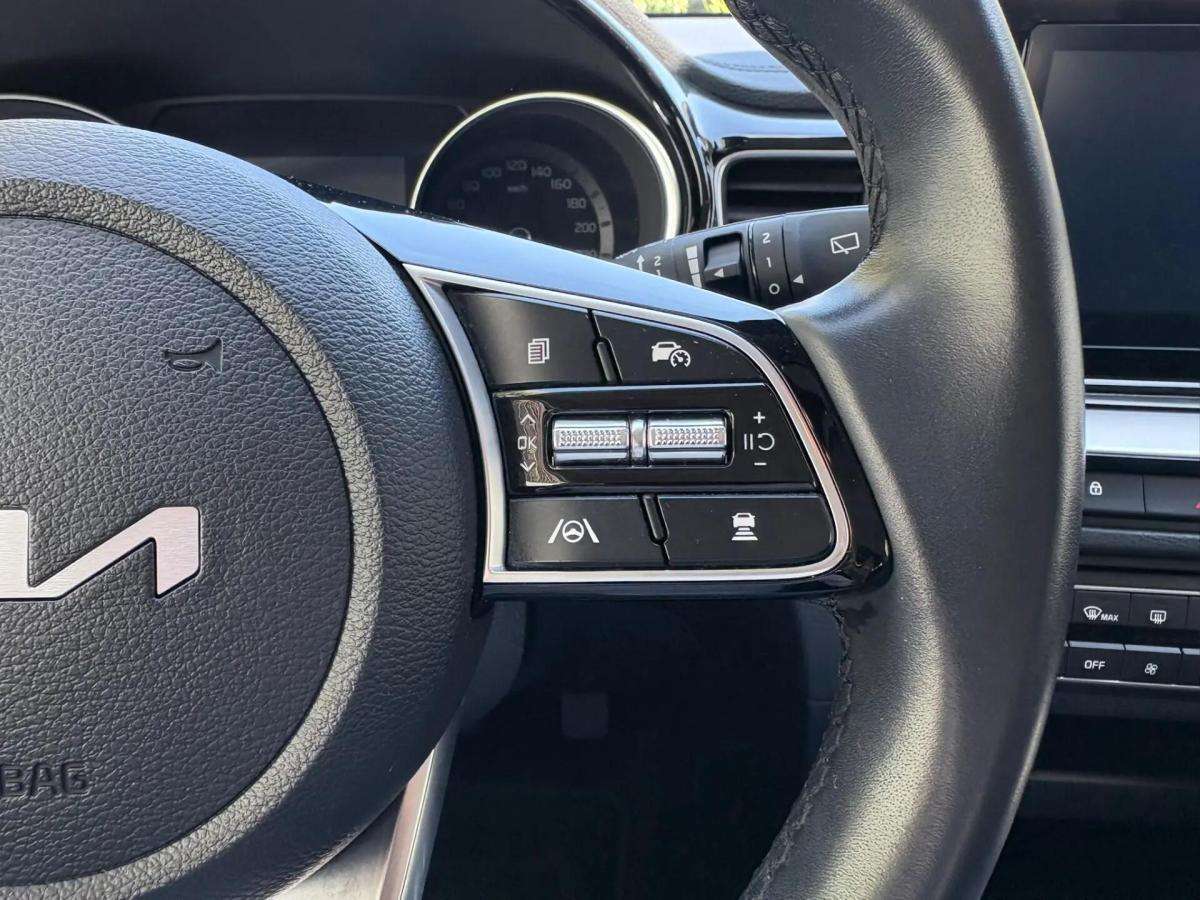 kia-xceed-2023-hibrido-a-gasolina-1580cc