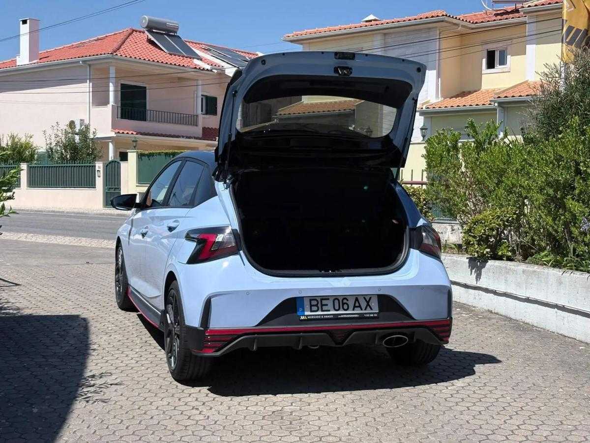 hyundai-i20-van-2023-gasolina-1598cc