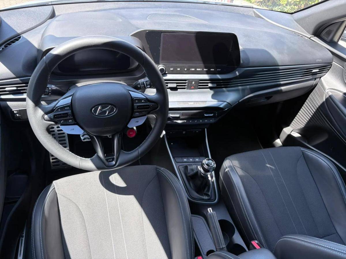 hyundai-i20-van-2023-gasolina-1598cc