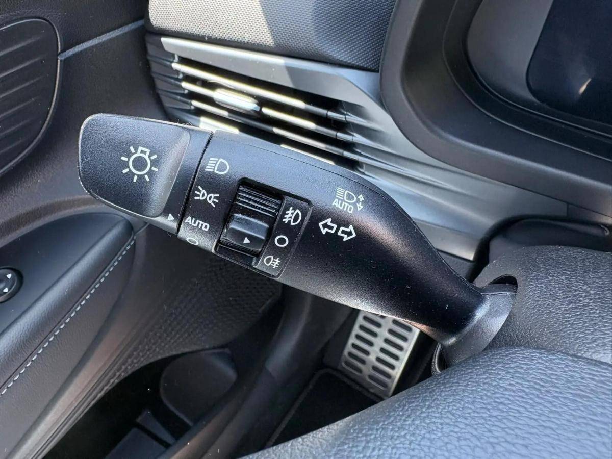 hyundai-i20-van-2023-gasolina-1598cc