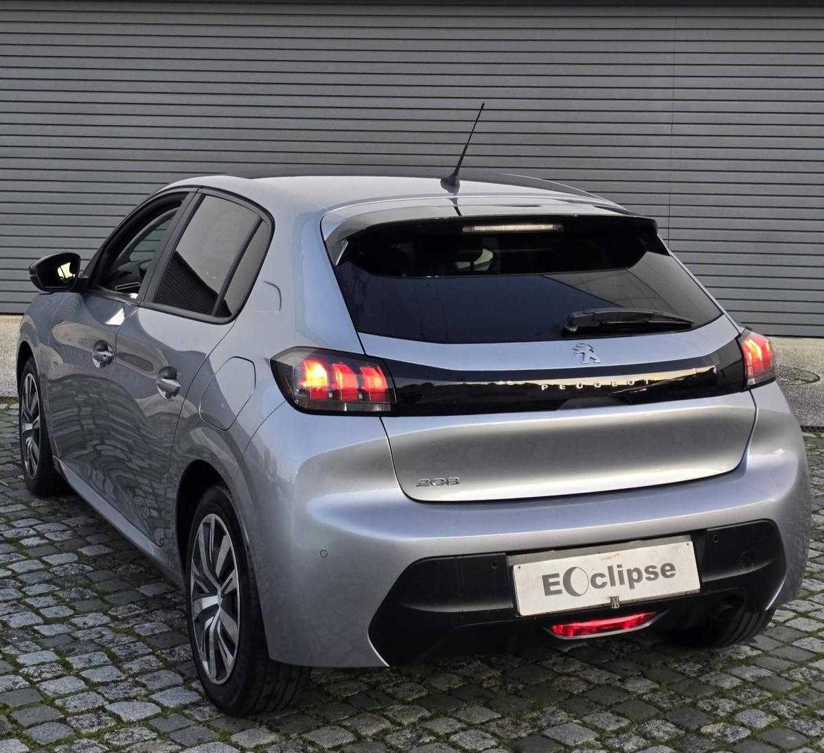 peugeot-208-2023-gasolina-1199cc
