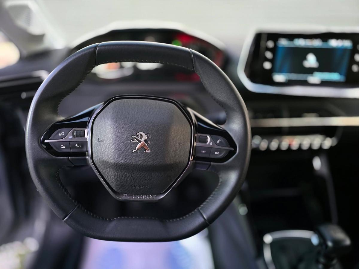 peugeot-208-2023-gasolina-1199cc