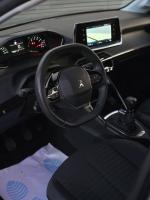 peugeot-208-2023-gasolina-1199cc