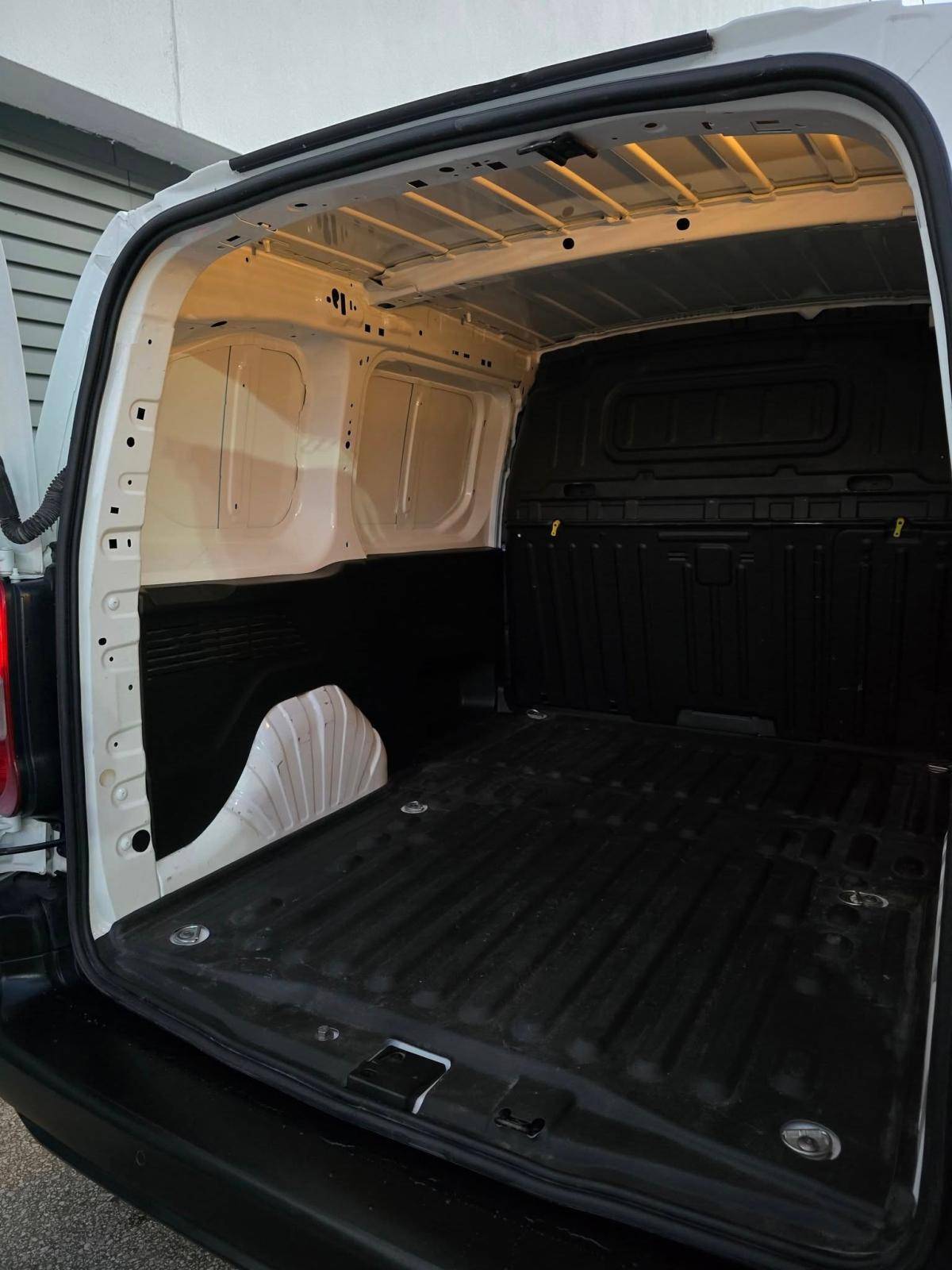 opel-combo-2020-diesel-1598cc