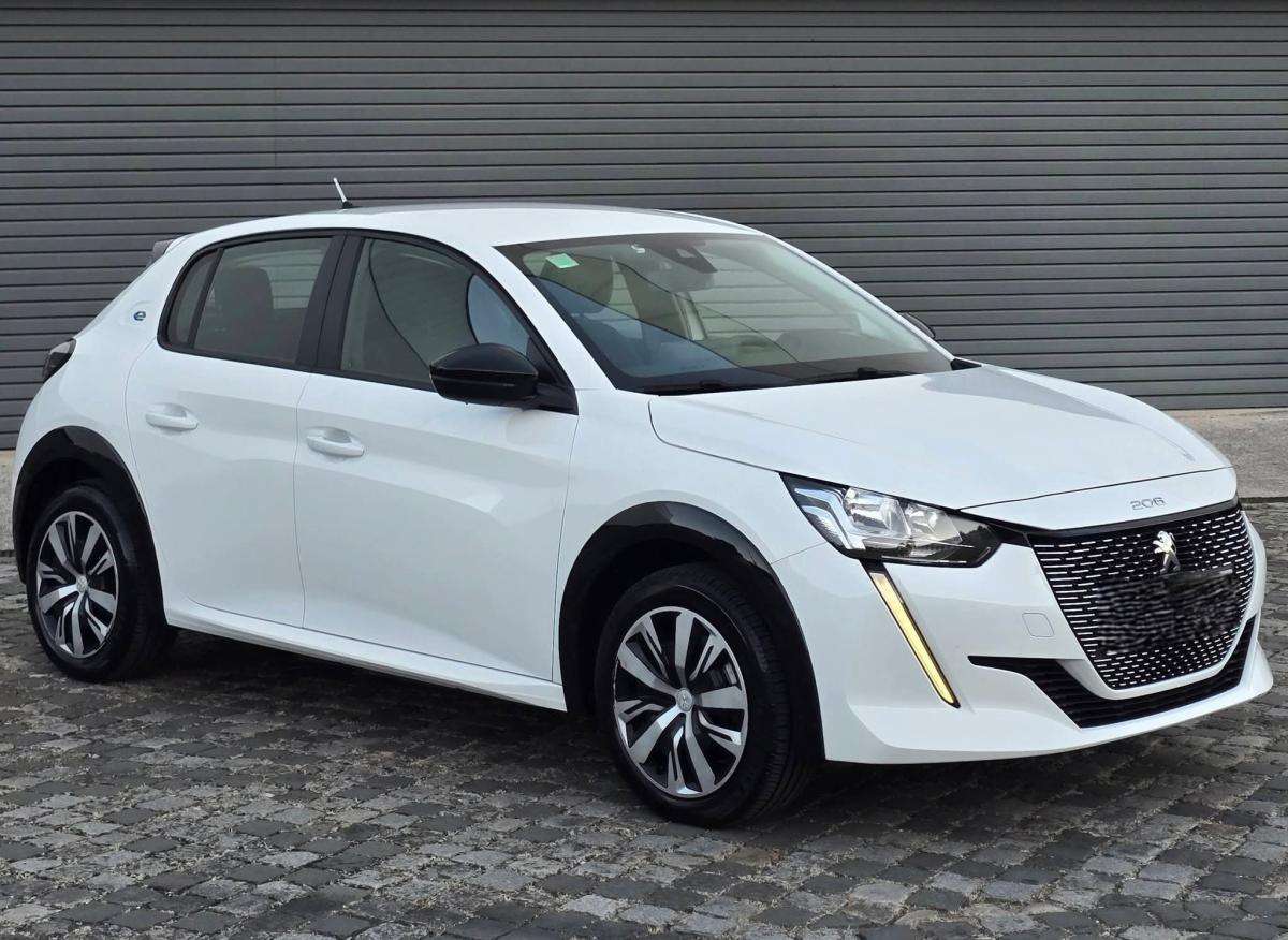 peugeot-208-2022-eletrico-0cc