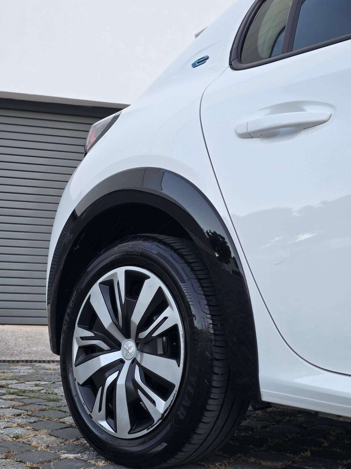 peugeot-208-2022-eletrico-0cc
