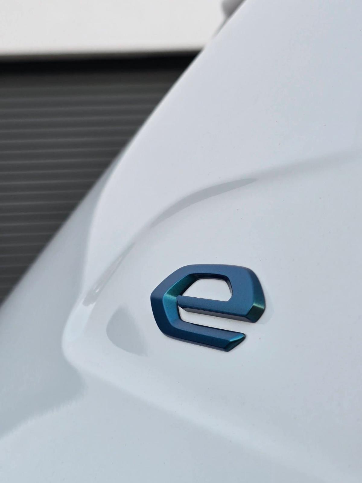 peugeot-208-2022-eletrico-0cc