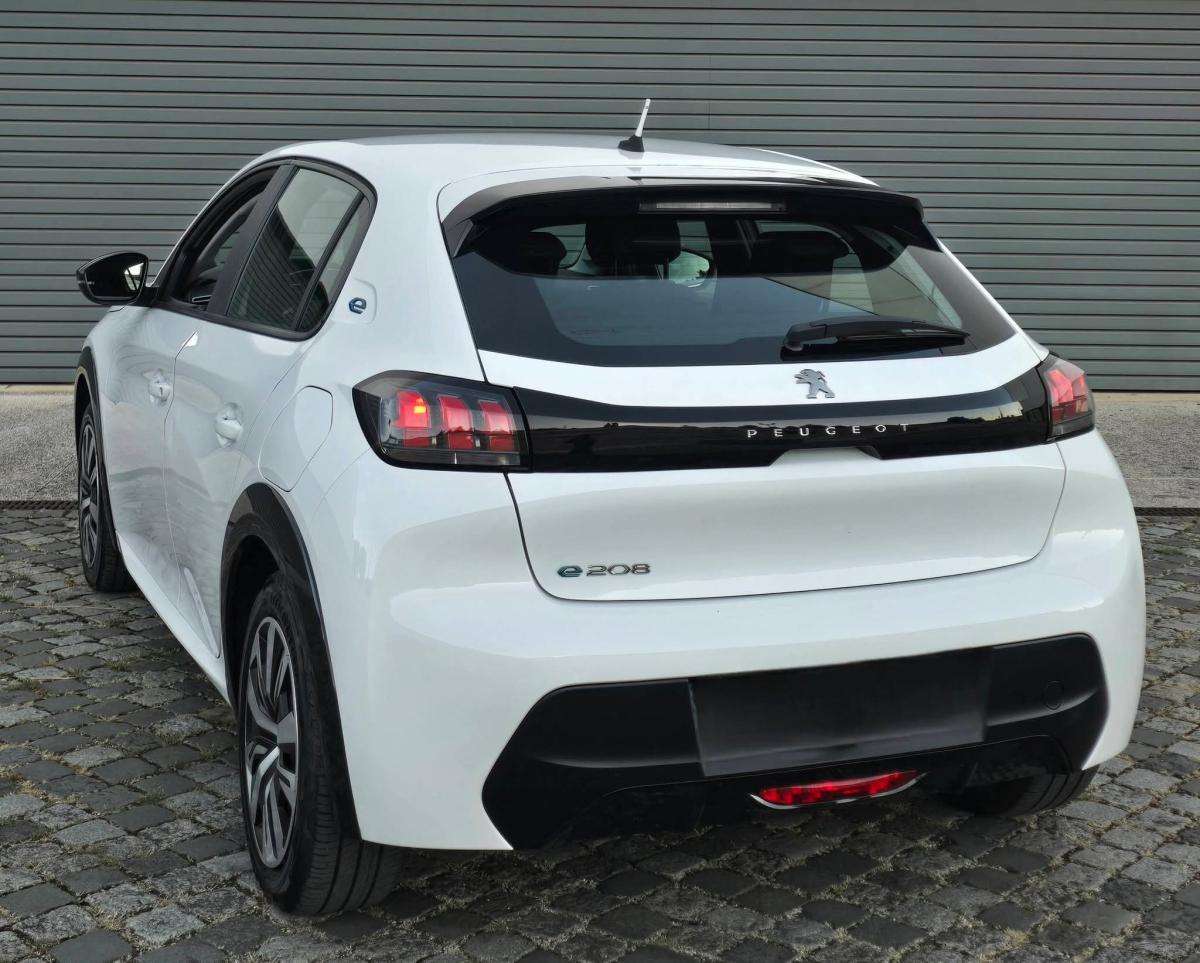 peugeot-208-2022-eletrico-0cc