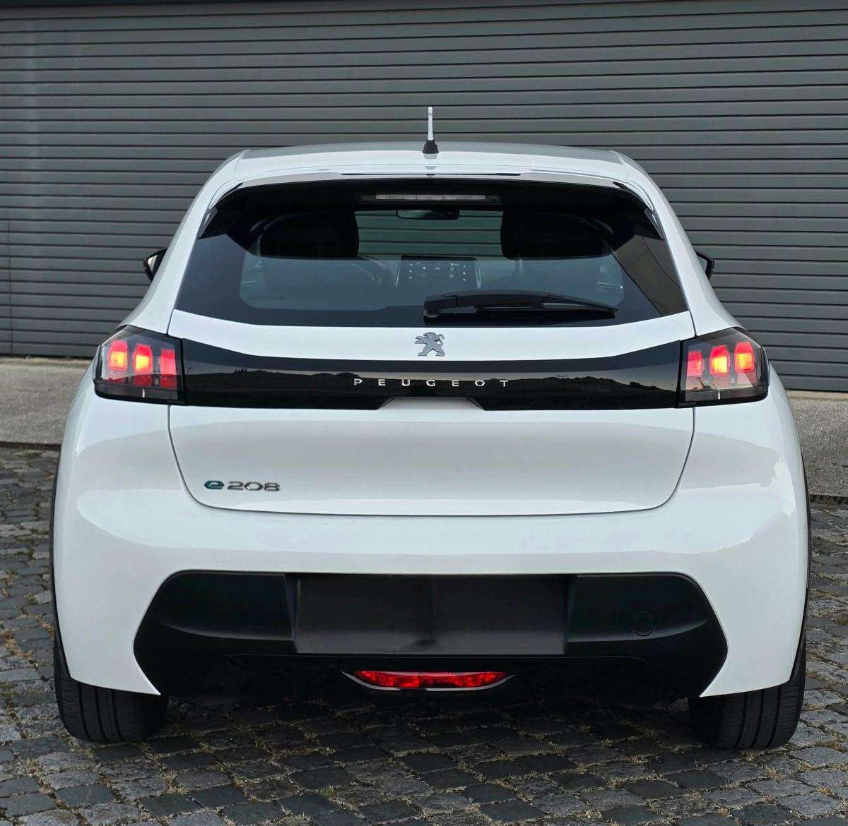 peugeot-208-2022-eletrico-0cc