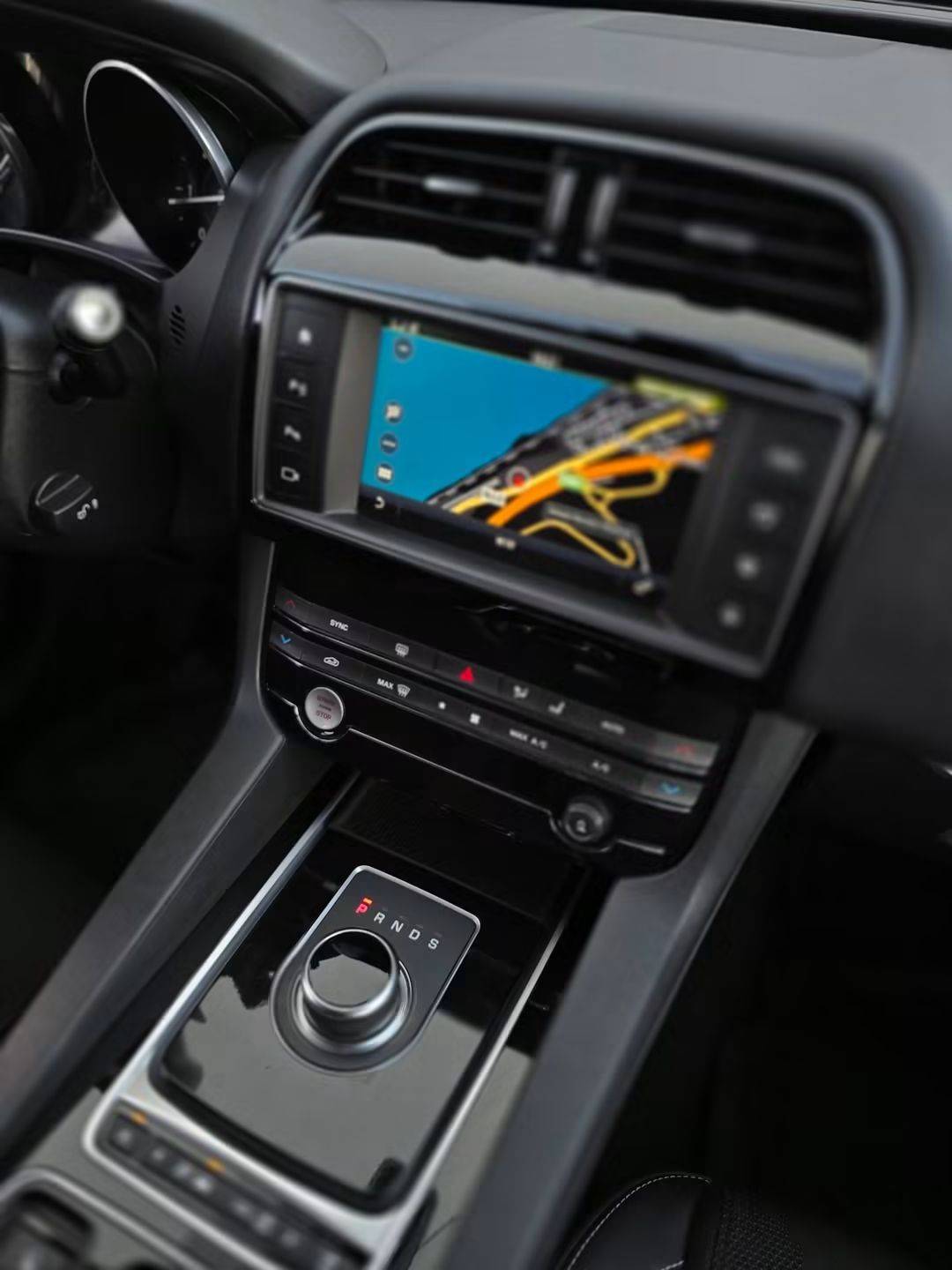 jaguar-f-pace-2017-diesel-1999cc