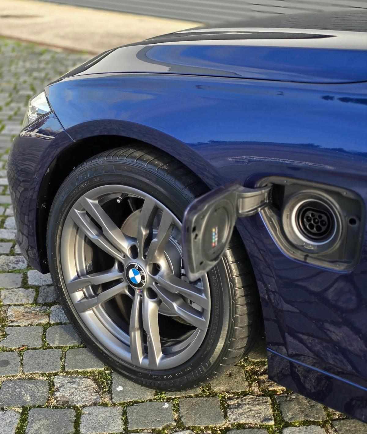 bmw-serie-3-2016-hibrido-a-gasolina-1998cc