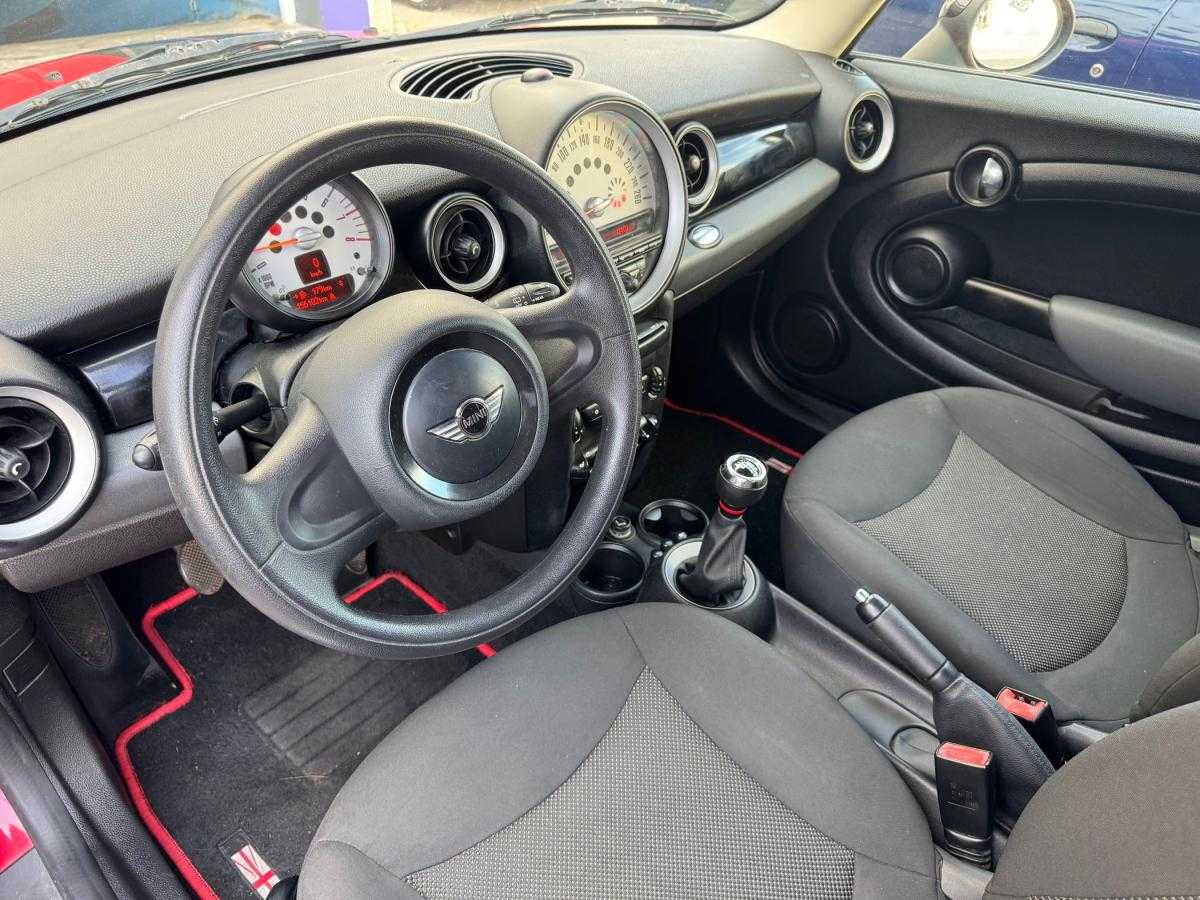mini-cooper-2011-gasolina-1598cc