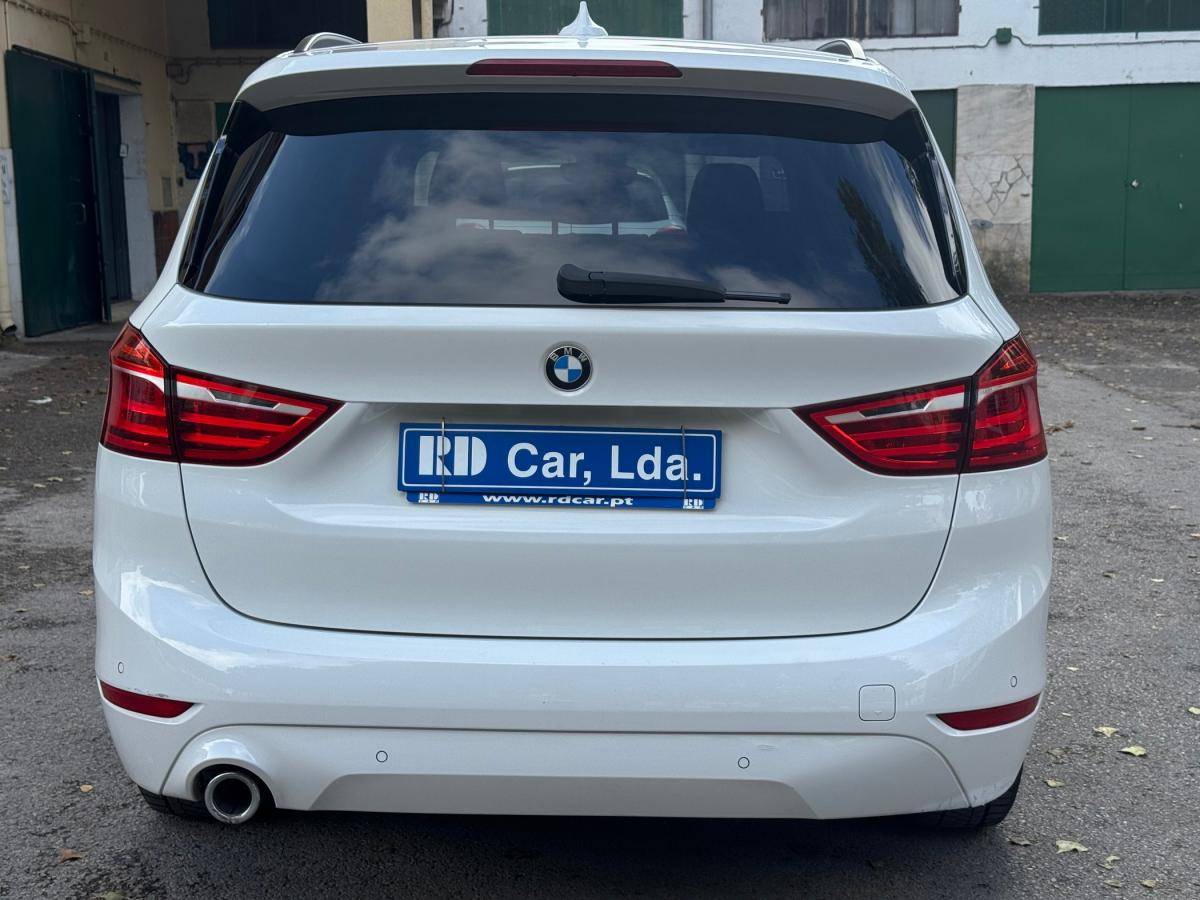 bmw-serie-2-2021-diesel-1496cc