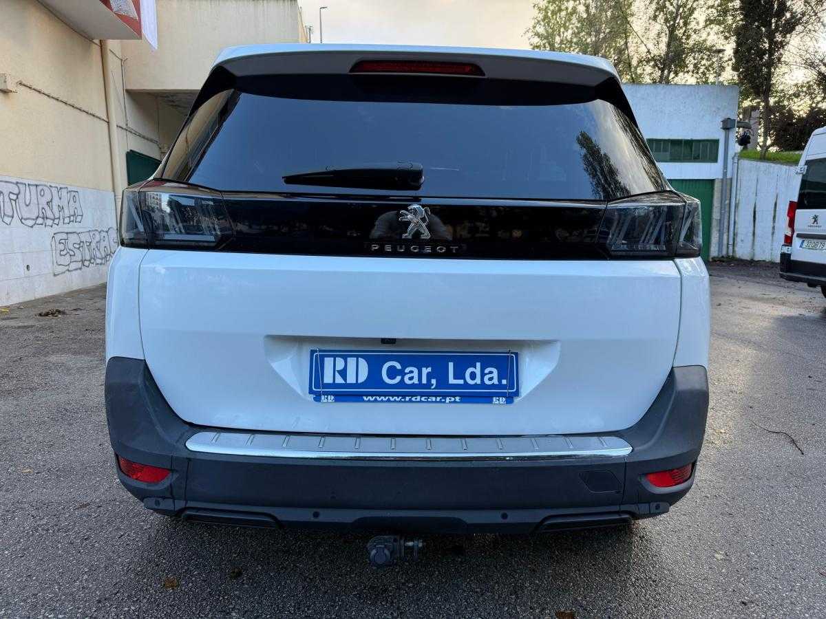 peugeot-5008-2021-gpl-1199cc
