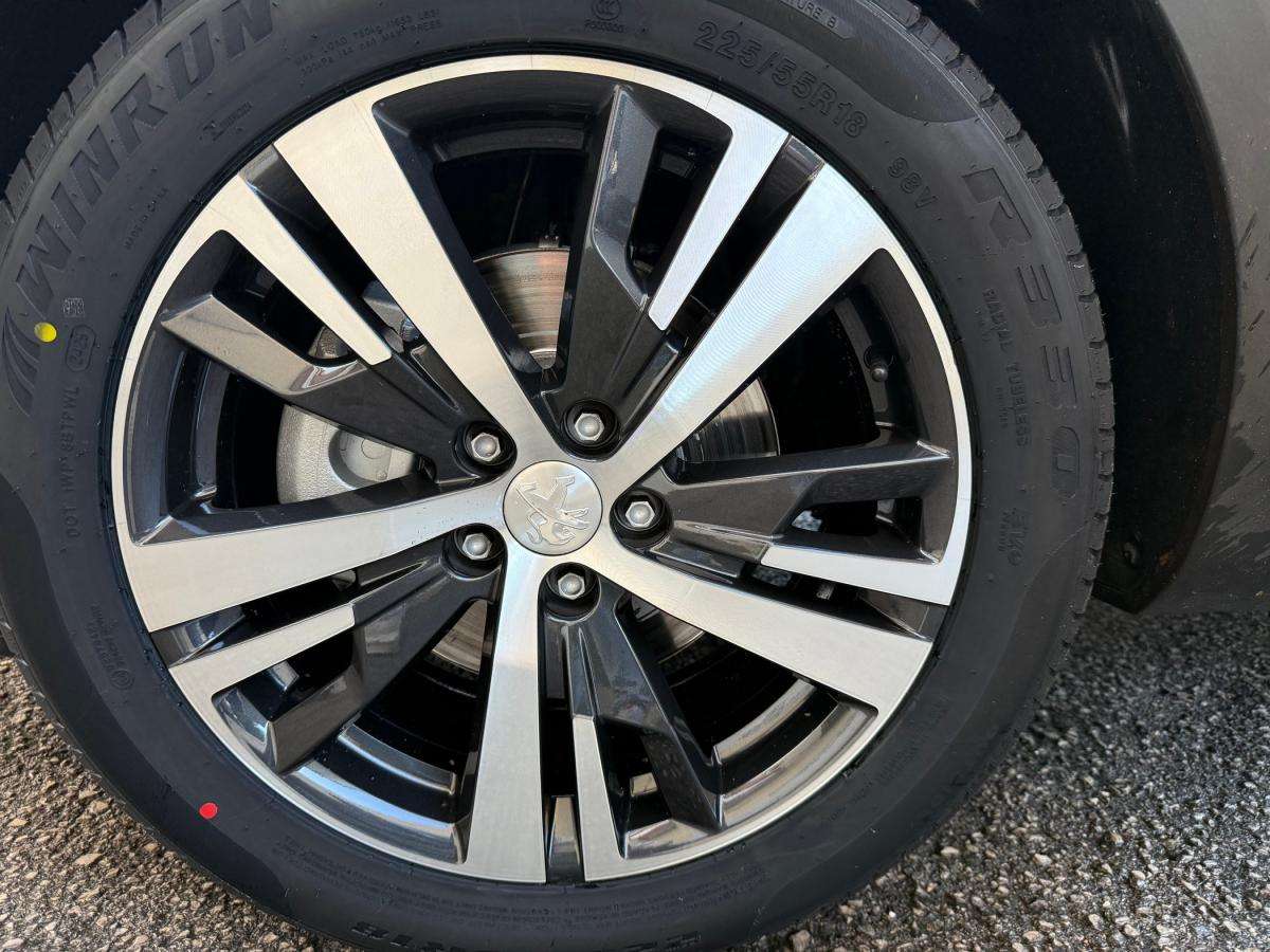 peugeot-5008-2021-gpl-1199cc