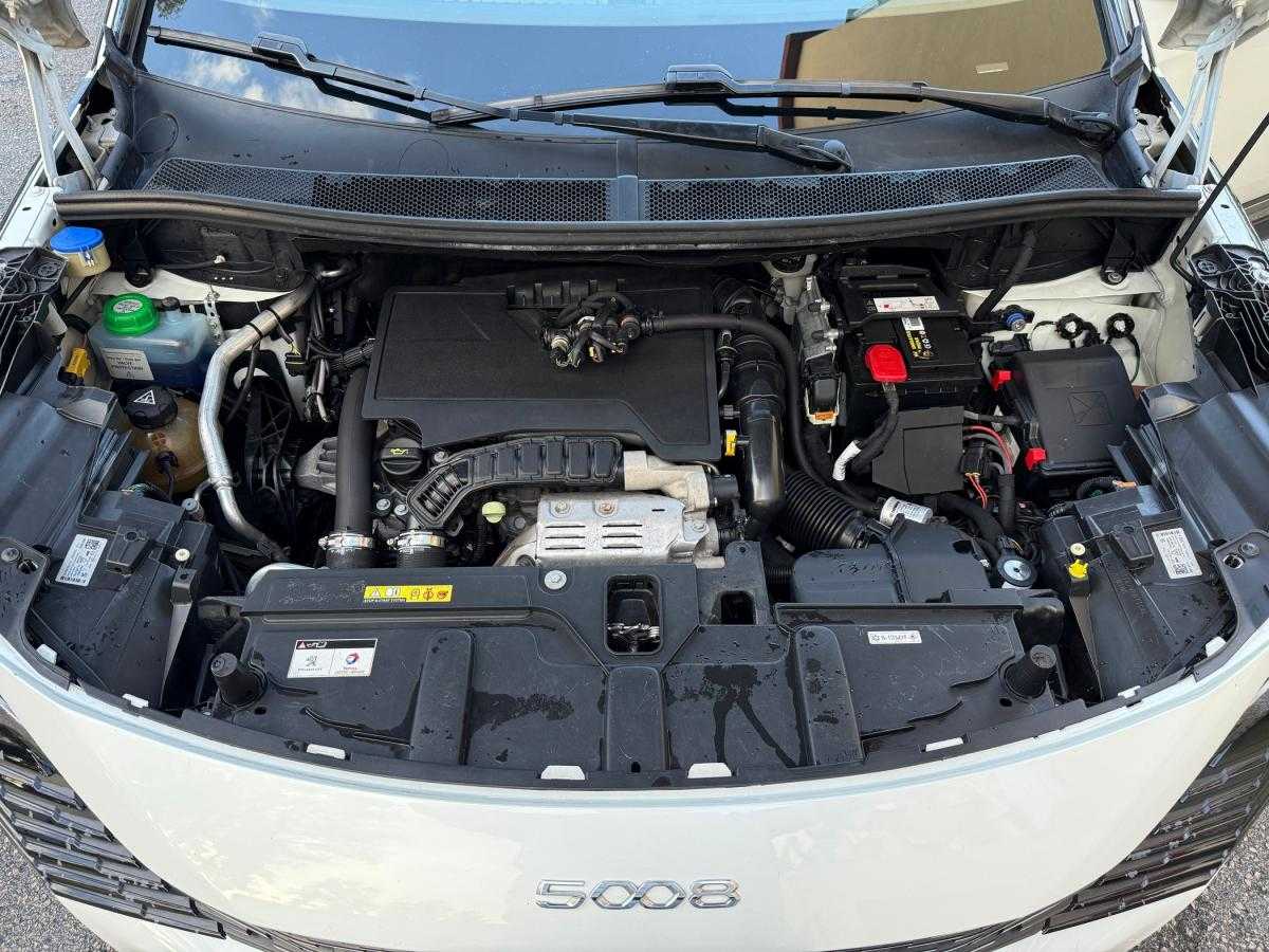 peugeot-5008-2021-gpl-1199cc
