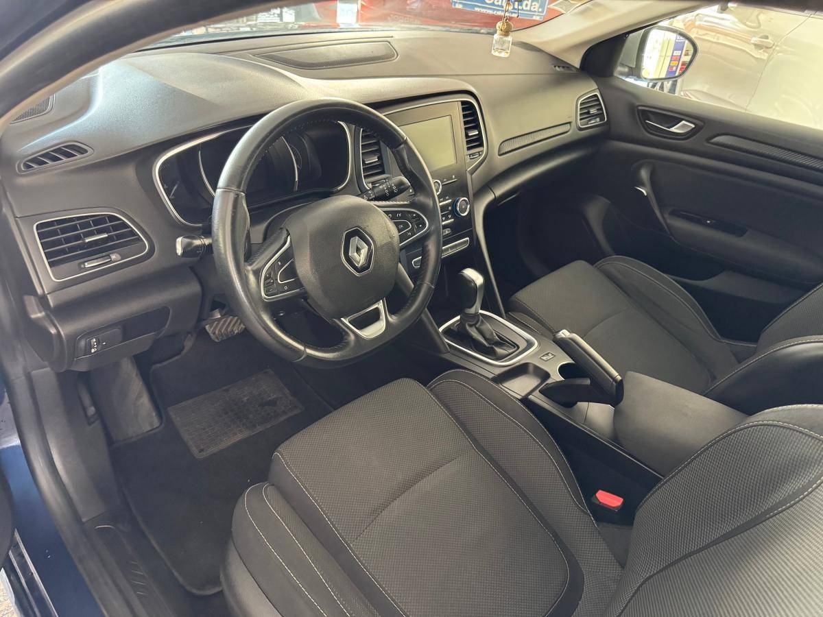 renault-megane-sport-tourer-2020-diesel-1461cc