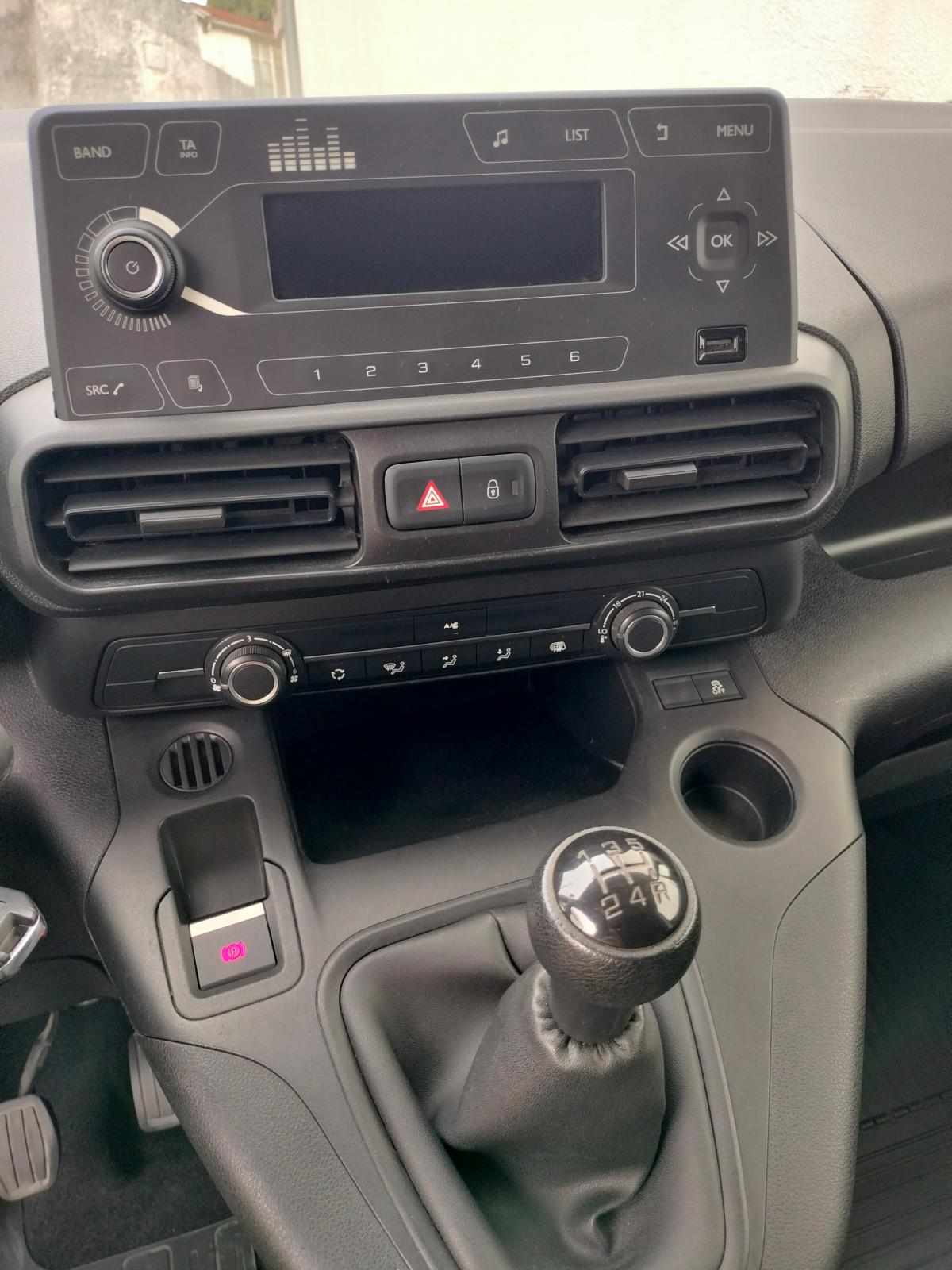 toyota-proace-city-1-5d-adblue-2021-diesel-1499cc