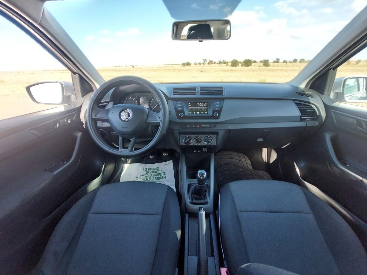 skoda-fabia-break-2017-gasolina-999cc