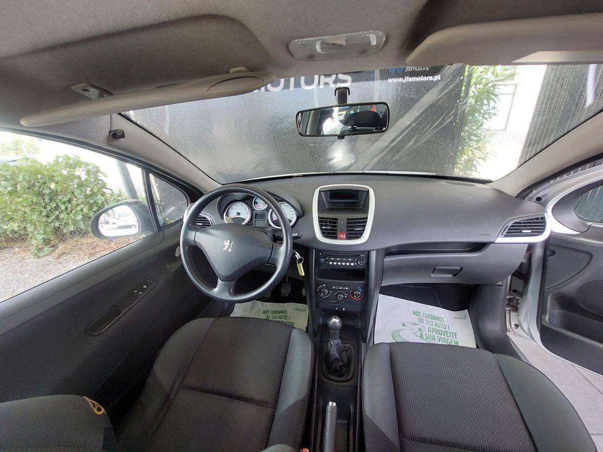 peugeot-207-2009-gasolina-1397cc
