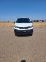 peugeot-partner-2023-diesel-1499cc