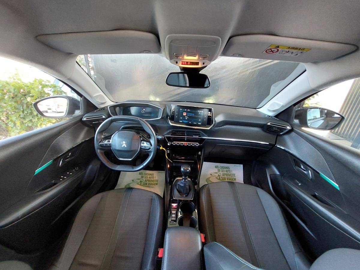 peugeot-208-2023-gasolina-1199cc