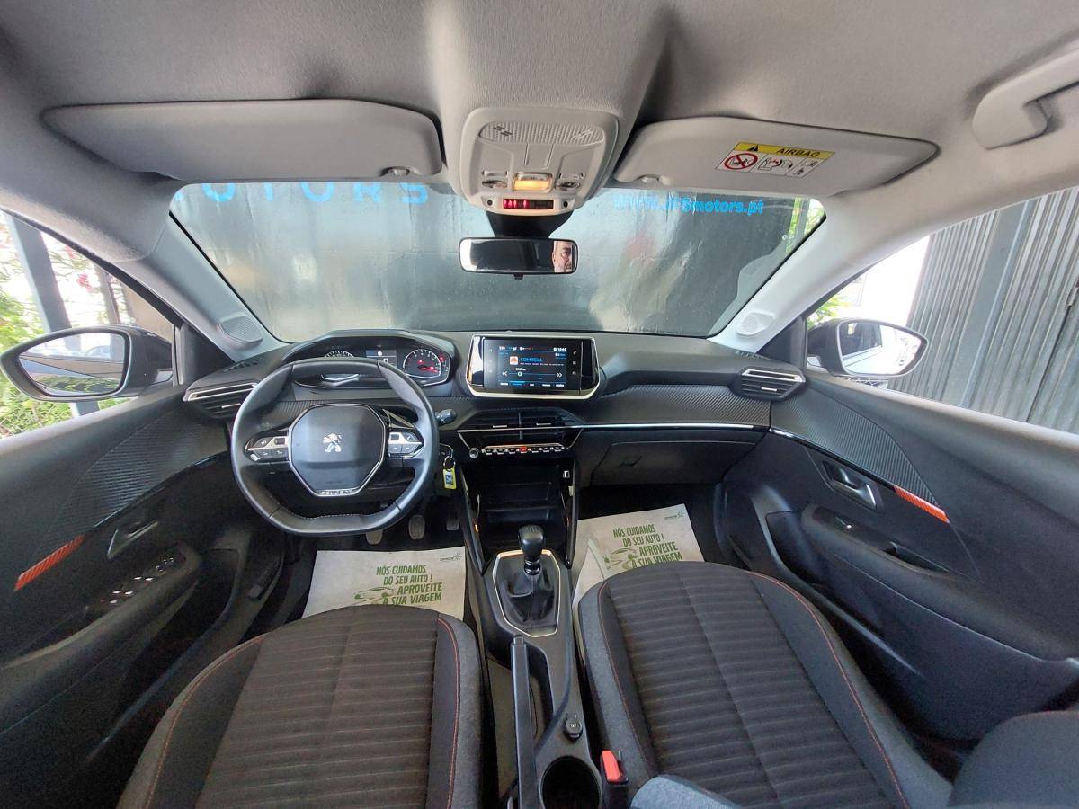 peugeot-208-2023-gasolina-1199cc
