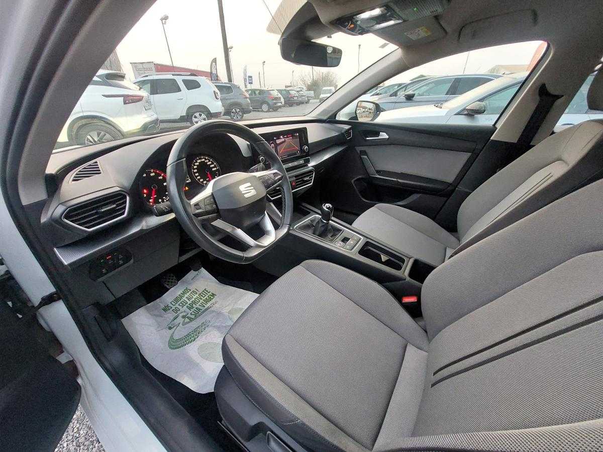 seat-leon-2023-gasolina-999cc