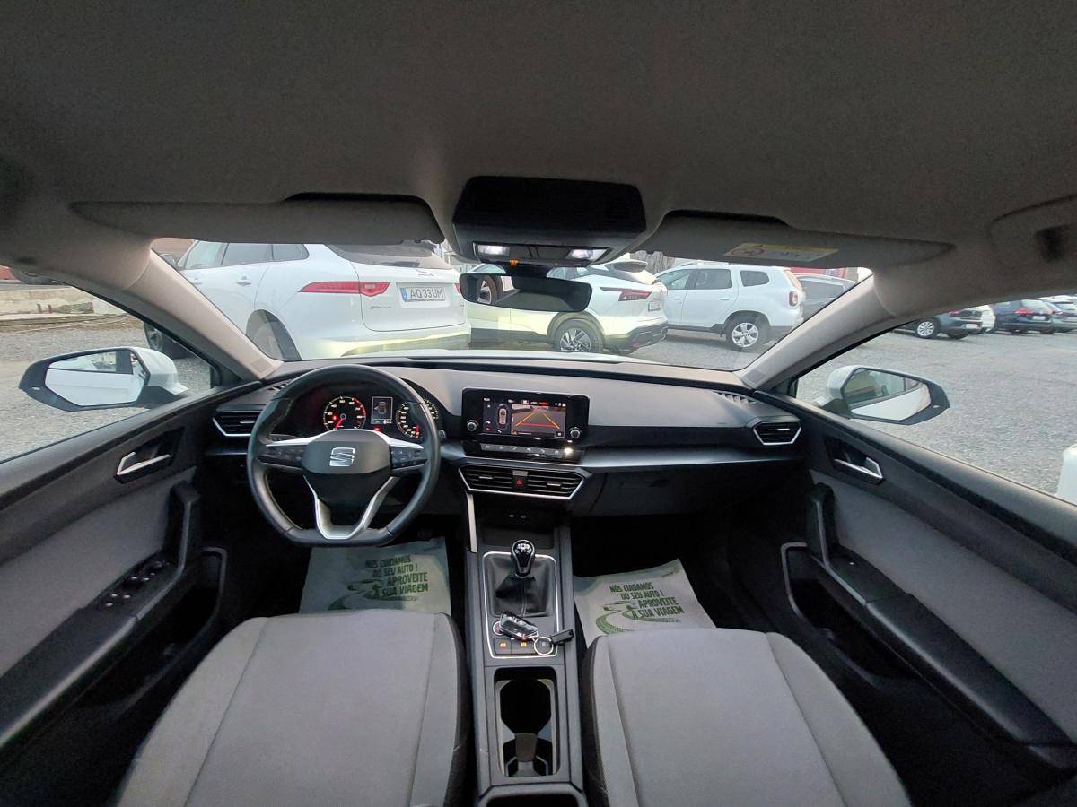 seat-leon-2023-gasolina-999cc