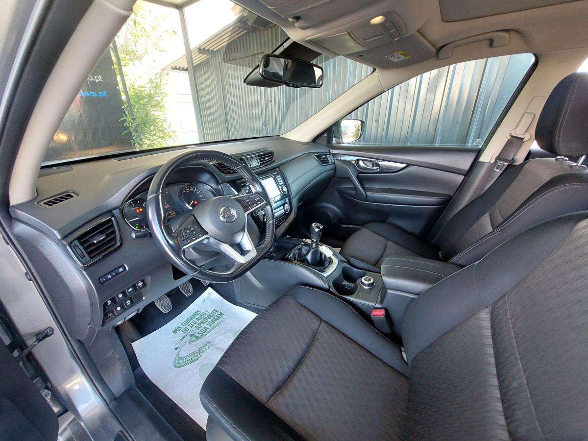 nissan-x-trail-2020-diesel-1749cc