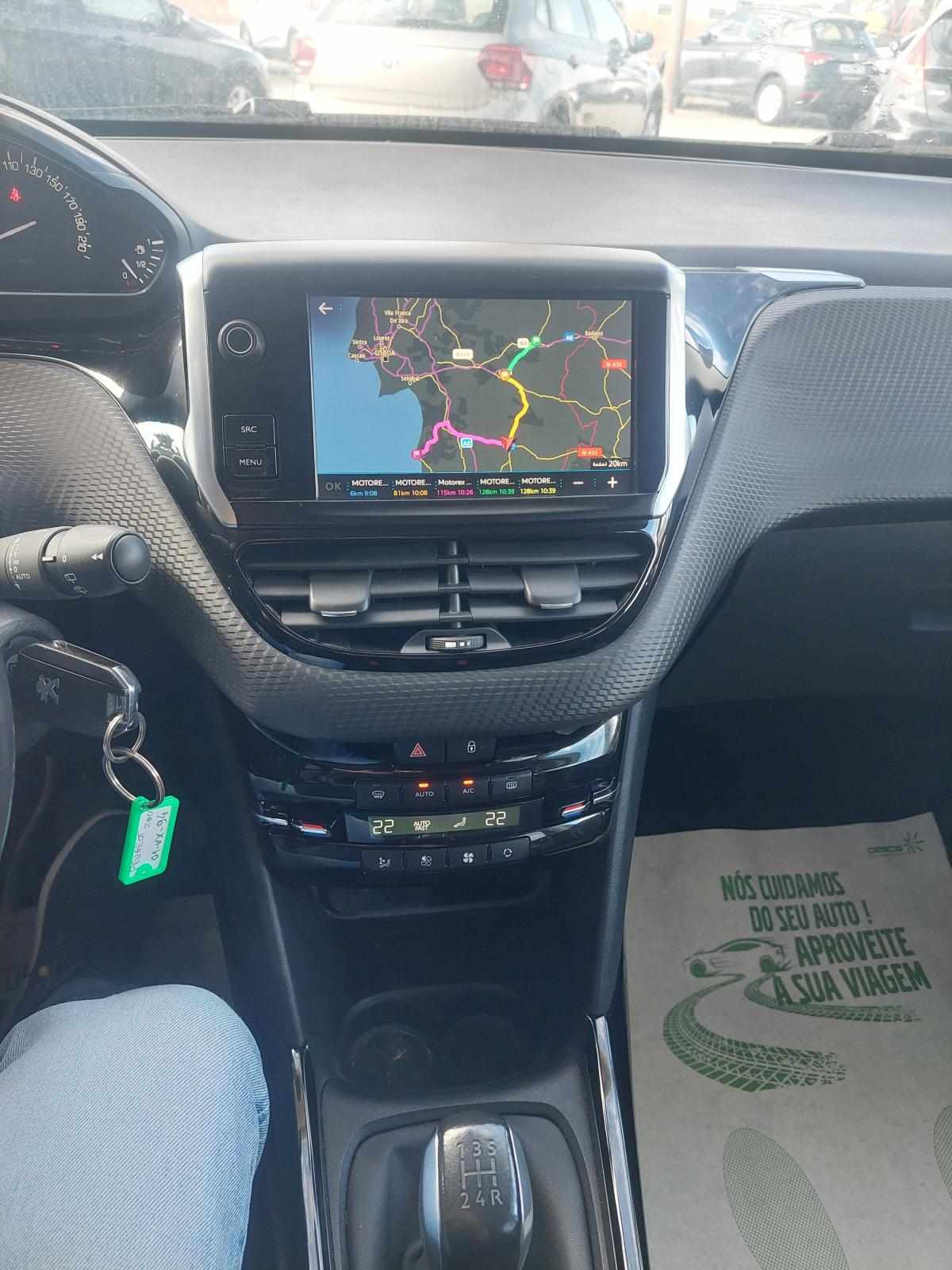 peugeot-2008-2019-gasolina-1199cc