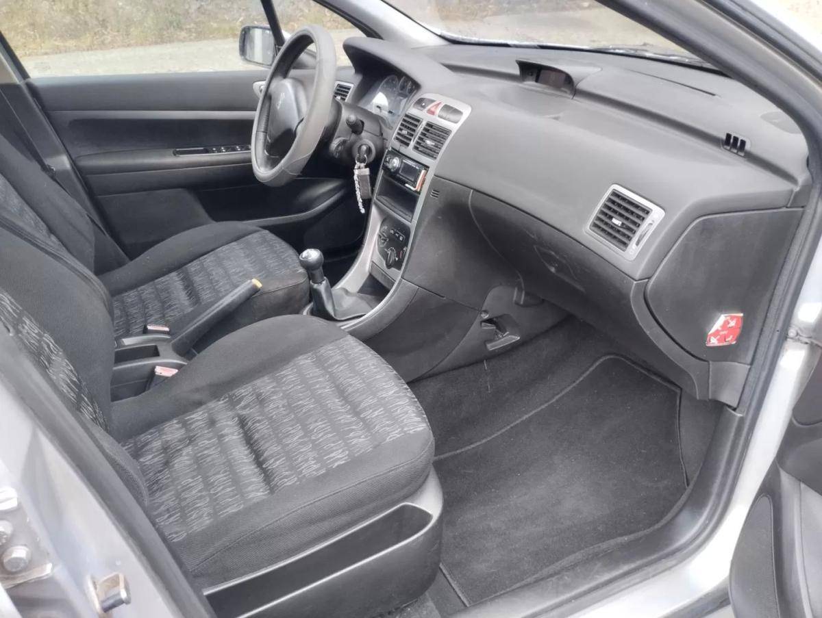 peugeot-307-2002-gasolina-1360cc