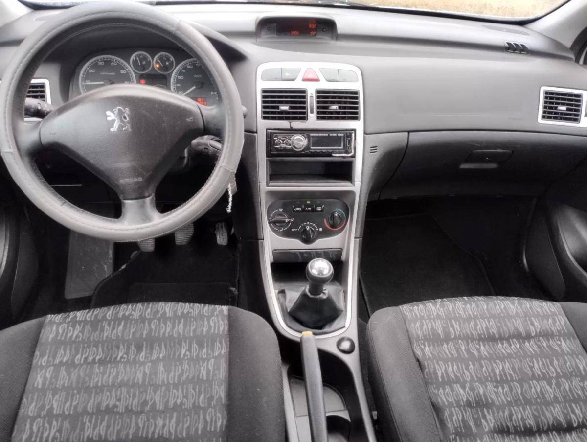 peugeot-307-2002-gasolina-1360cc