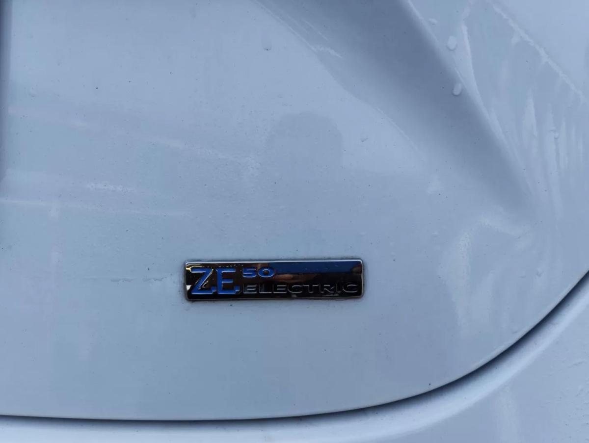renault-zoe-2020-eletrico-200cc