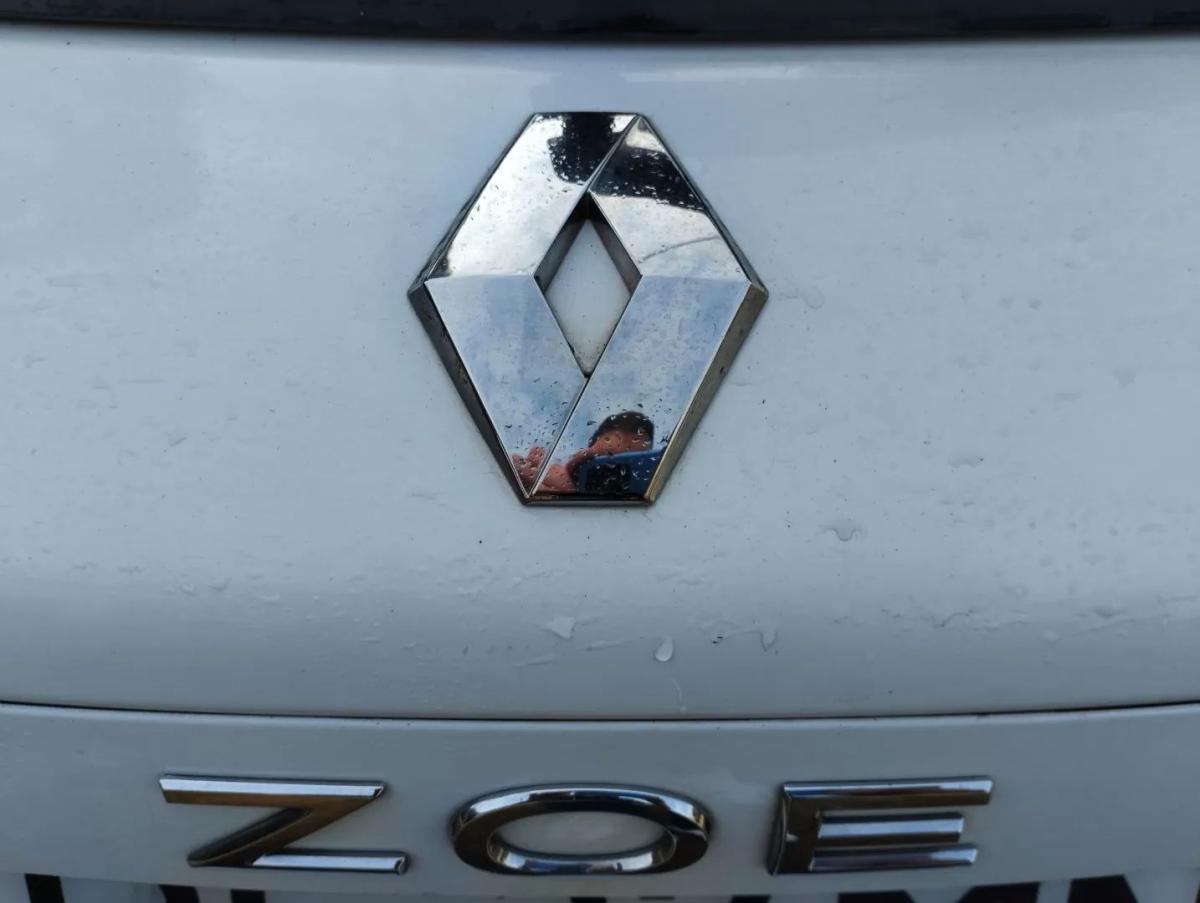 renault-zoe-2020-eletrico-200cc