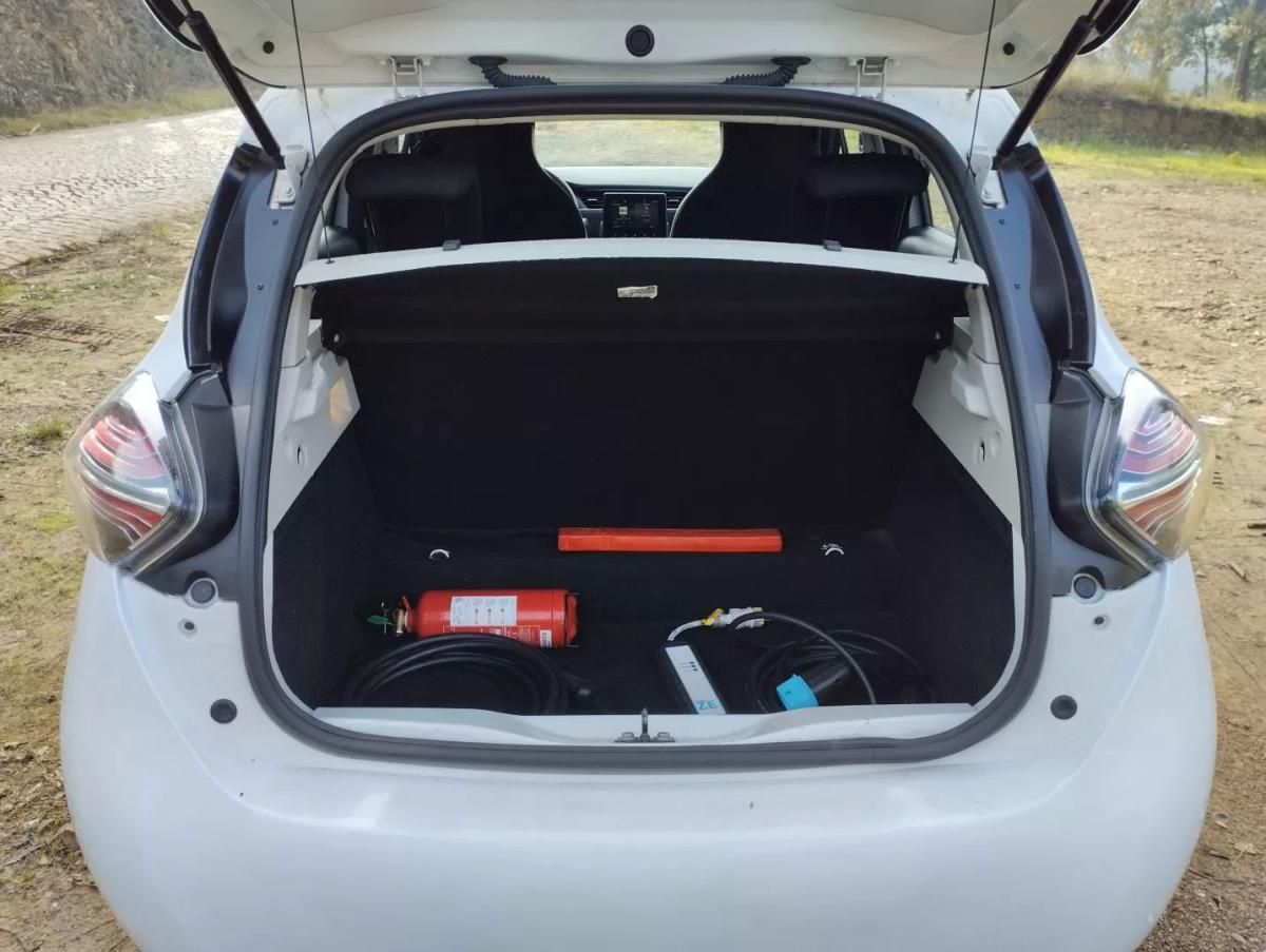 renault-zoe-2020-eletrico-200cc