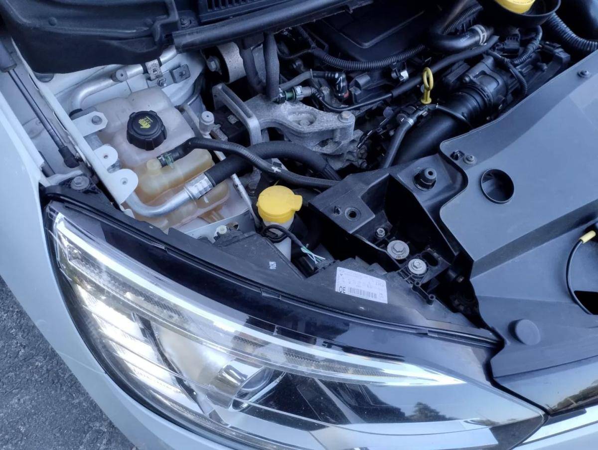 renault-grand-scenic-2017-diesel-1598cc