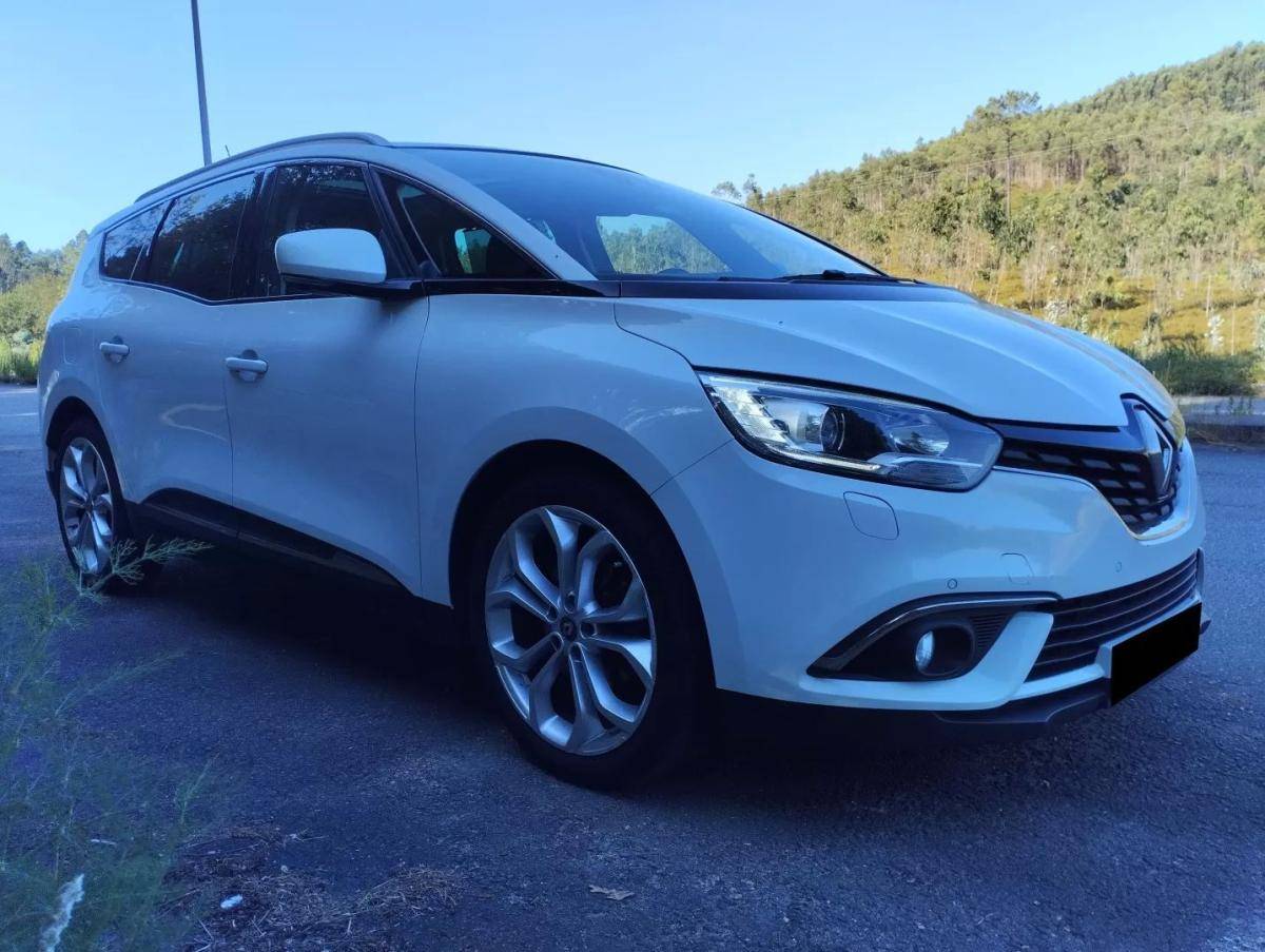 renault-grand-scenic-2017-diesel-1598cc