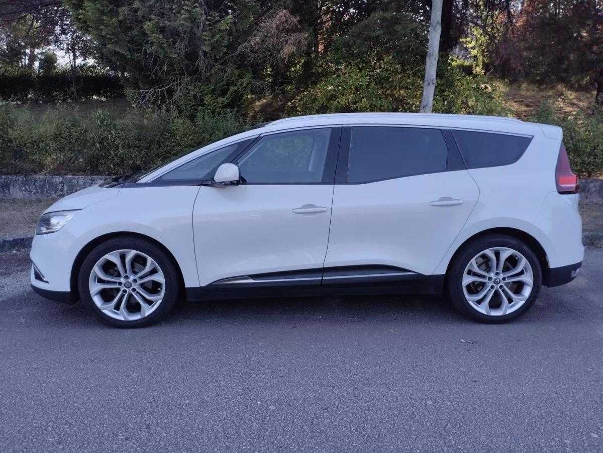 renault-grand-scenic-2017-diesel-1598cc