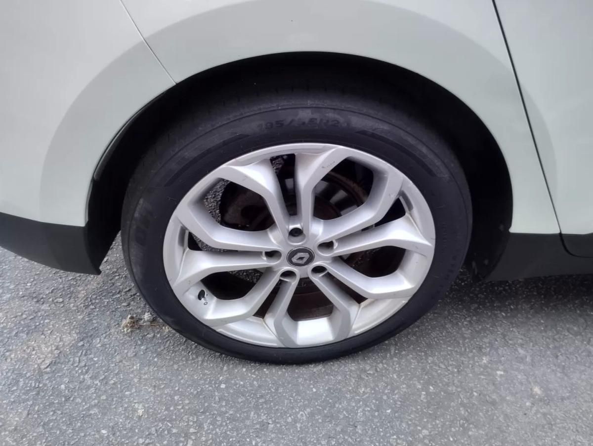 renault-grand-scenic-2017-diesel-1598cc