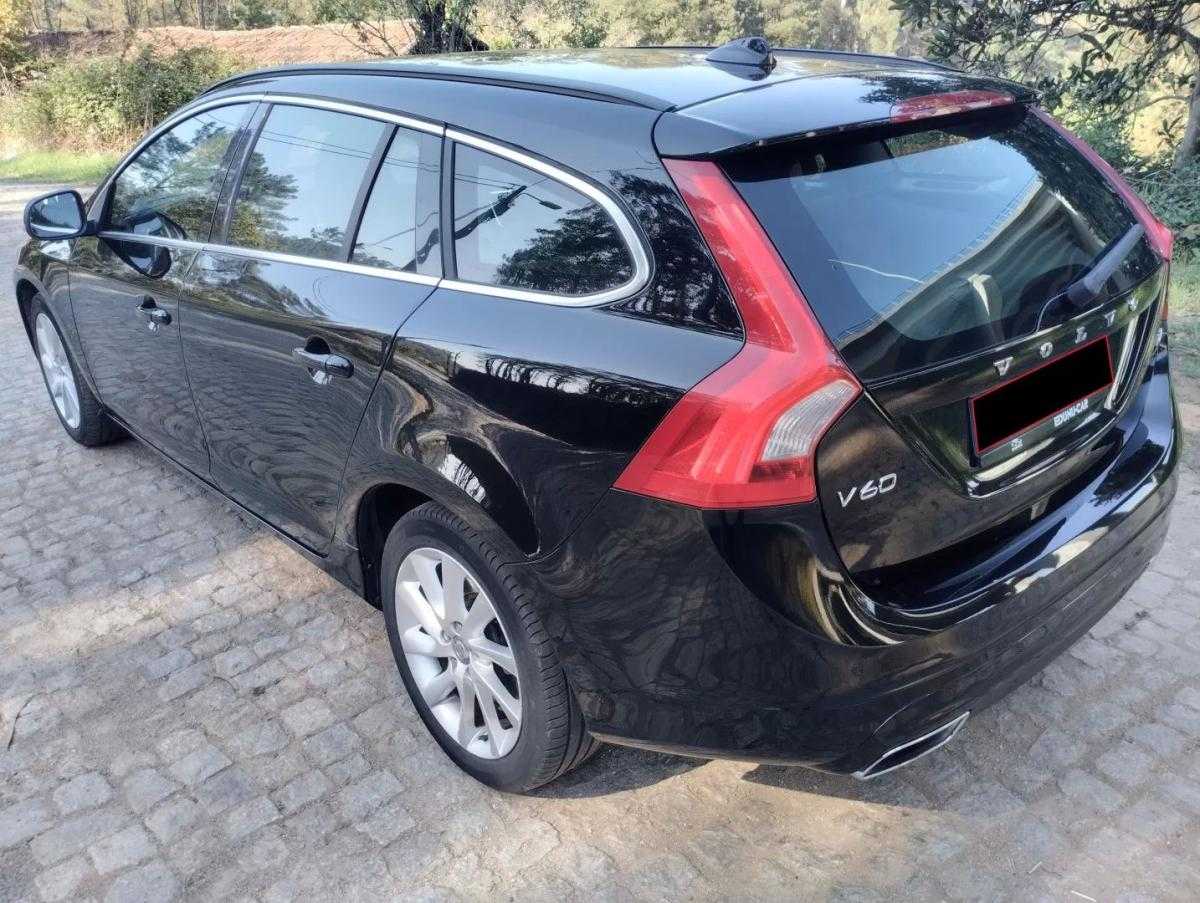 volvo-v60-2014-diesel-1969cc