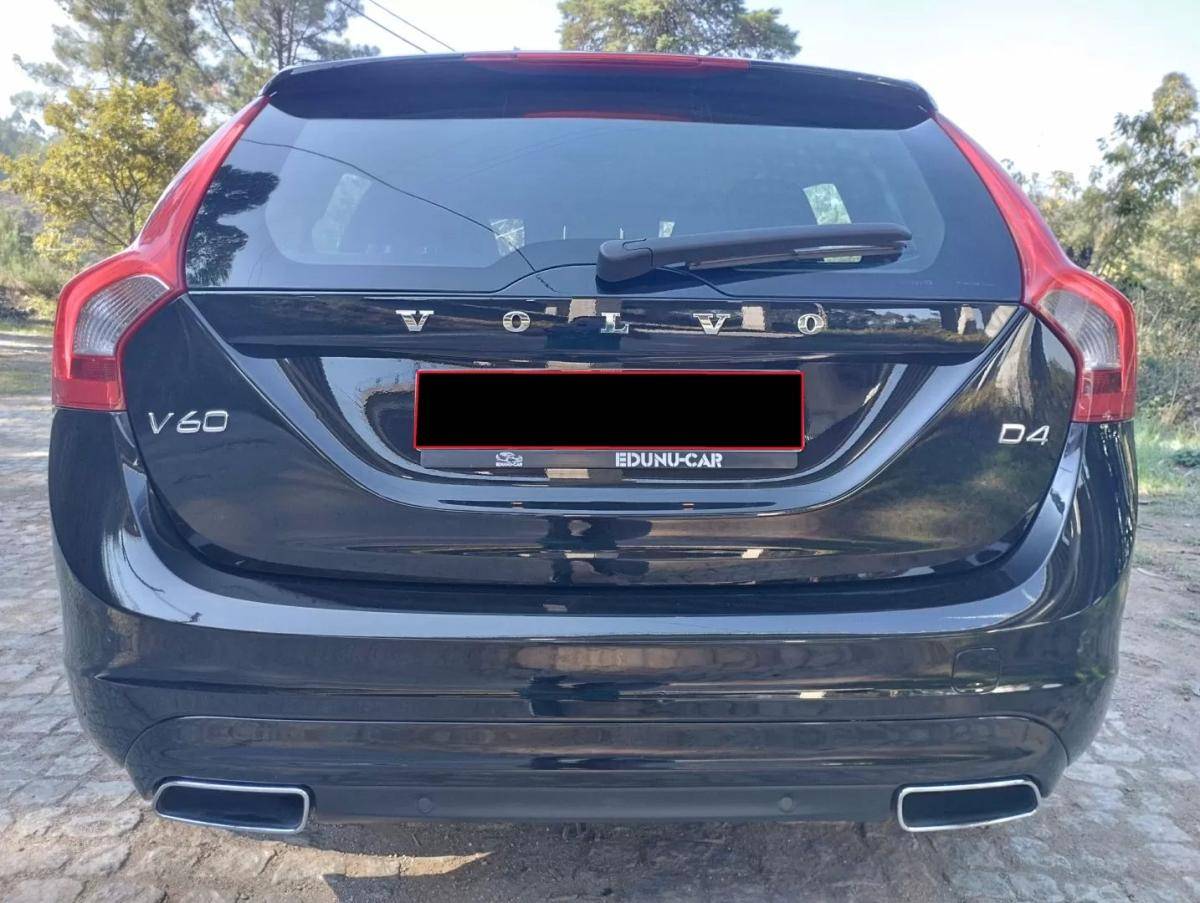 volvo-v60-2014-diesel-1969cc