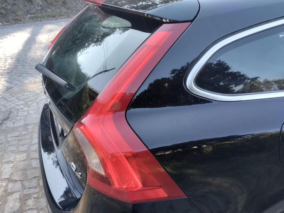 volvo-v60-2014-diesel-1969cc