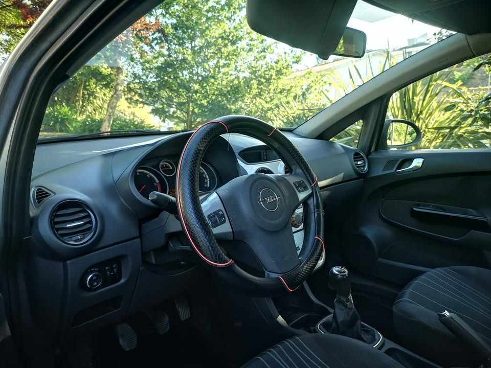 opel-corsa-2010-diesel-1248cc