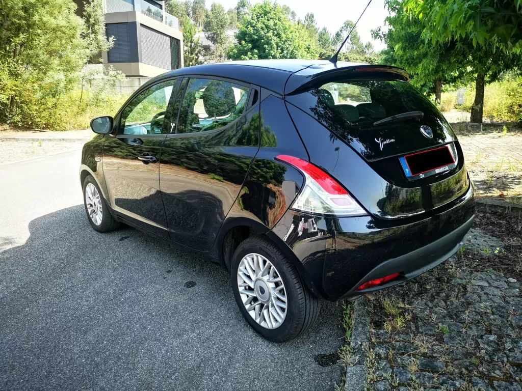 lancia-ypsilon-2014-gasolina-1242cc