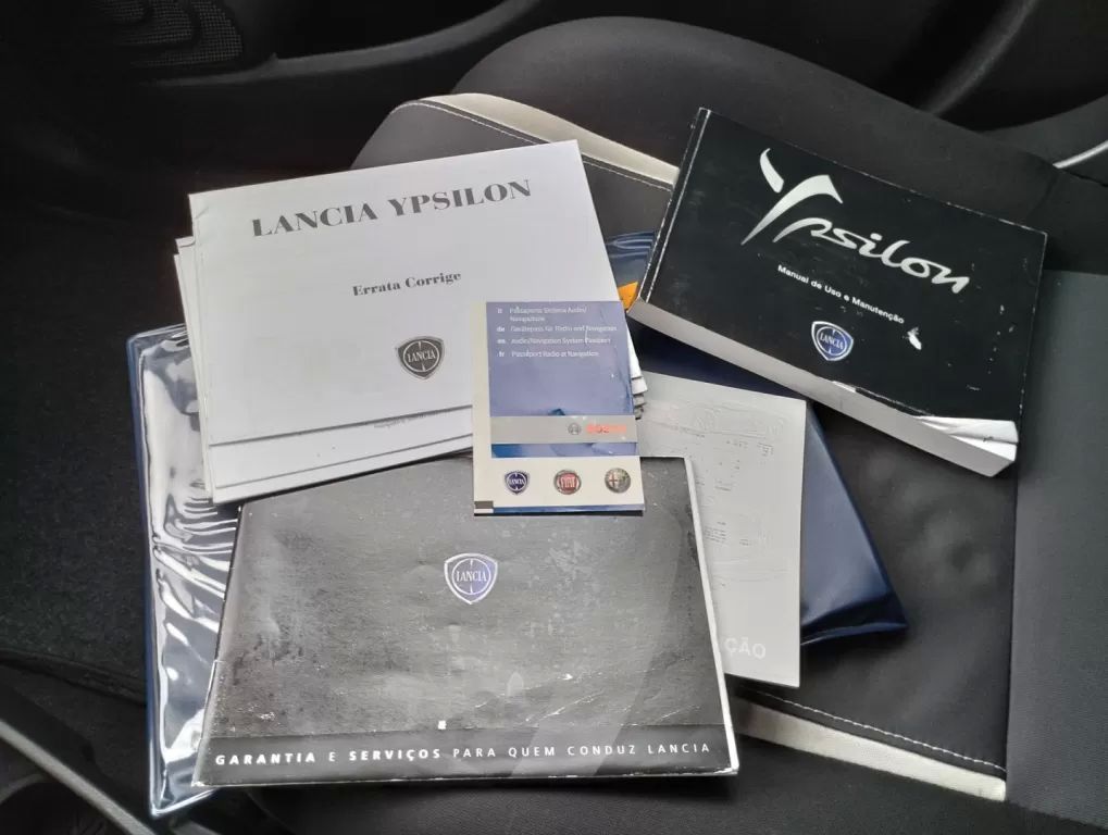 lancia-ypsilon-2014-gasolina-1242cc