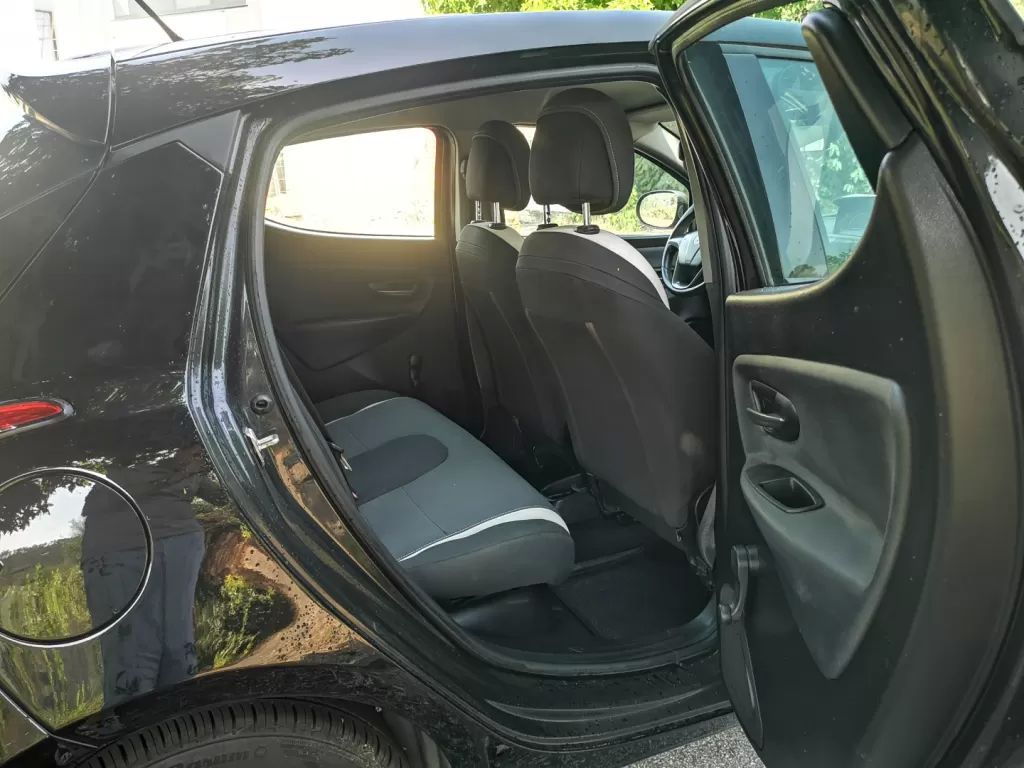 lancia-ypsilon-2014-gasolina-1242cc