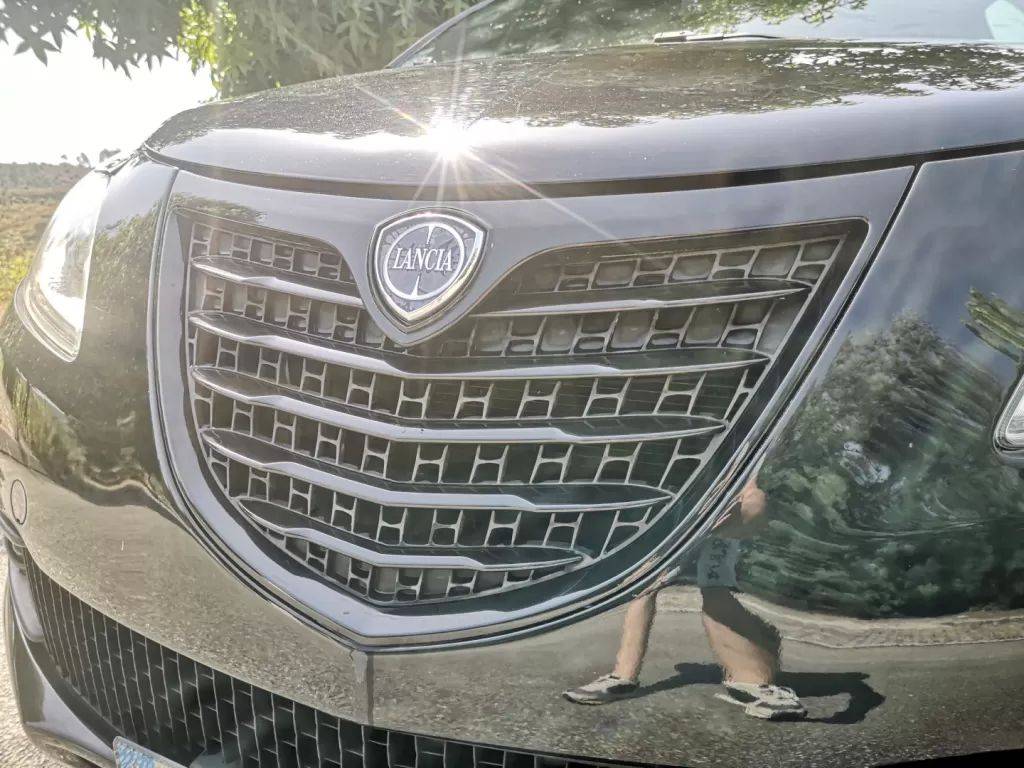 lancia-ypsilon-2014-gasolina-1242cc